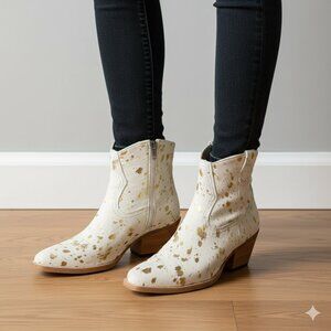 Dolce Vita Gold Speckled Haircalf Ankle Boots – Size 7